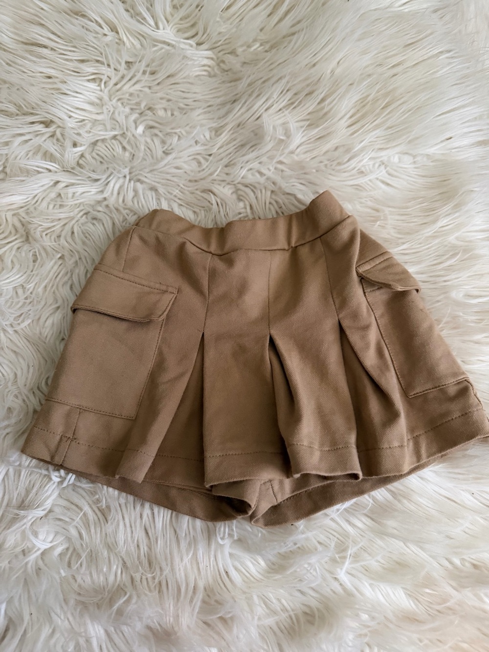 Zara GirlsHigh-Waist Brown Pleated Cargo Shorts